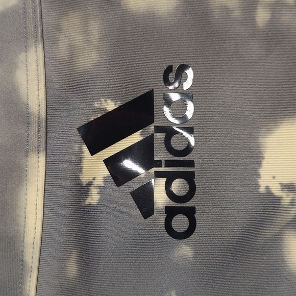 ADIDAS AEROREACT LIGHT-SUPPORT HYPERGLAM PRINTED BRA SIZE LAC - Picture 3 of 10